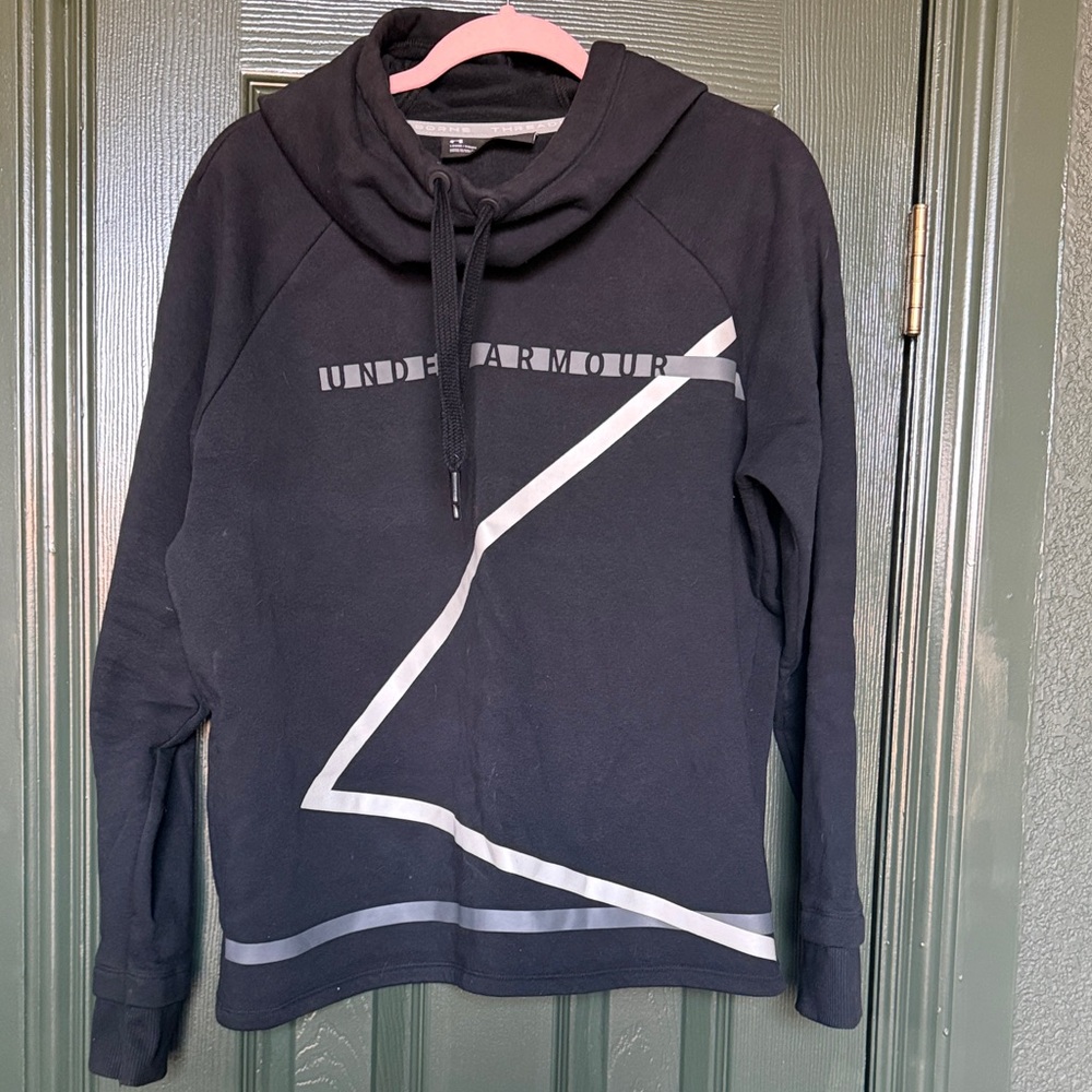 Oversized Under Armour hoodie